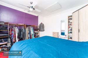 Bedroom- click for photo gallery